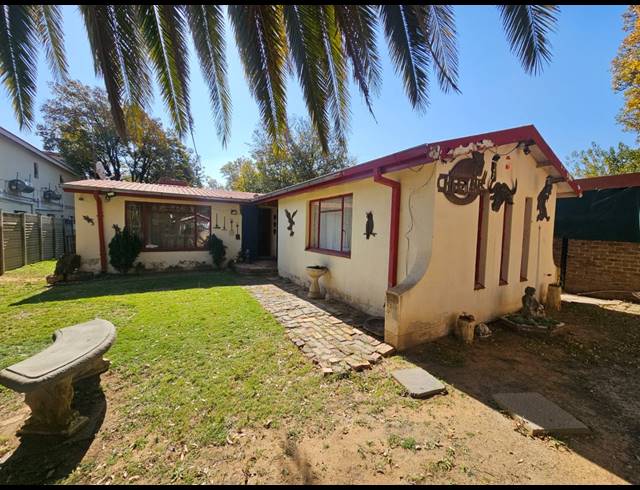 4 BEDROOM HOUSE FOR SALE IN SASOLBURG EXT 12